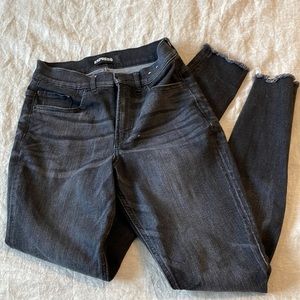 Express Denim Perfect Curves Legging High Rise - size 2R